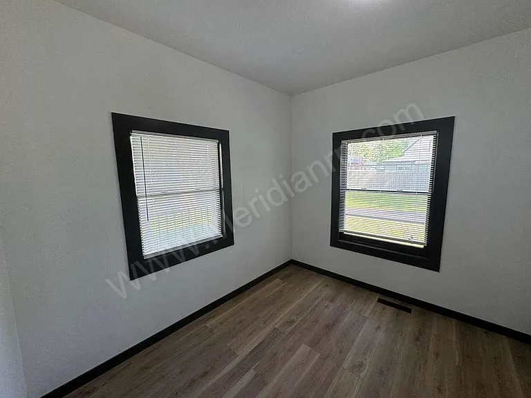 719 S Morgan St — Photo 8