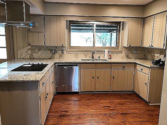 #3: Kitchen