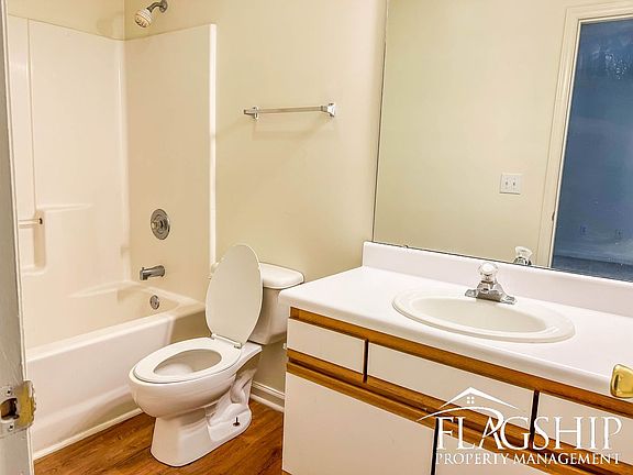 3rd image of 3313B Parkway Ct