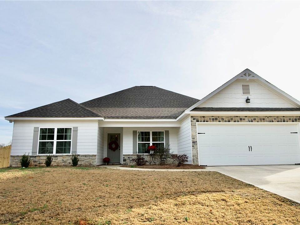 1215 Lowndes St, Opelika, AL 36801 MLS 168192 Zillow