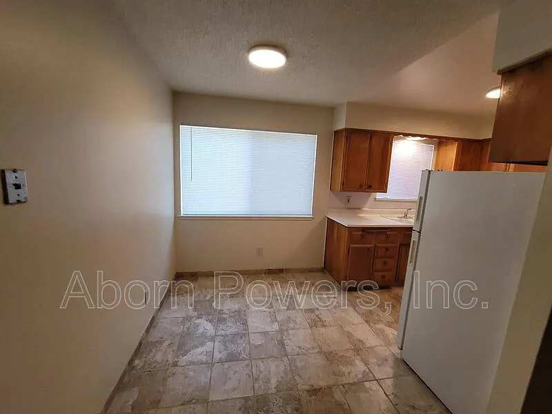 Building Photo - 1255 Williams Way #9