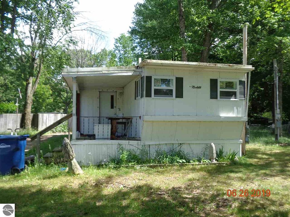 1st image of 193 Arbutus Ave