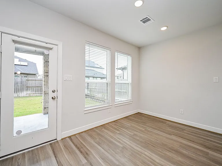 9222 Dearborn Knoll Dr — Photo 10