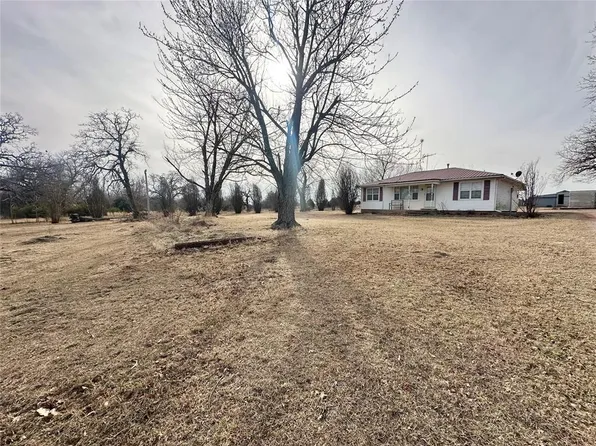 21502 Coker Rd, Tecumseh, OK 74873