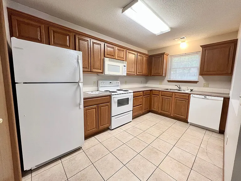 1105 Ratone St #8 — Photo 11