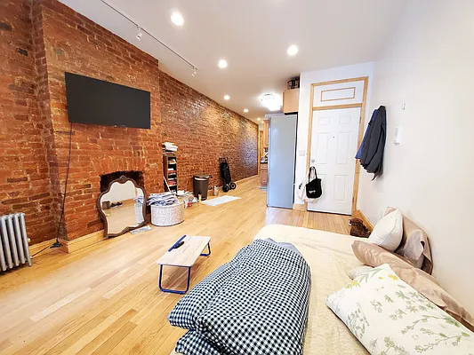 Rented by Citified Realty Group LLC | media 3