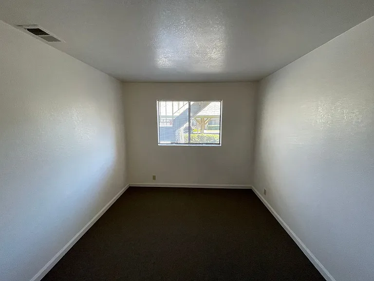 9335 Musselman Dr #15 — Photo 7