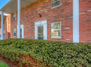 434 N Sappington Rd APT C, Saint Louis, MO 63122