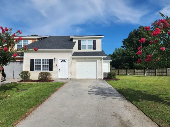 108 Creeker Town Way, Hubert, NC 28539