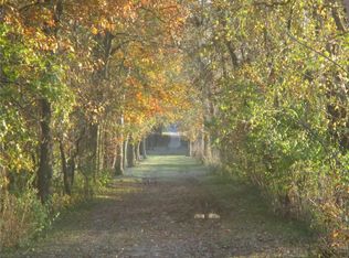 98 Arrow Ridge Ln, Troy, MO 63379