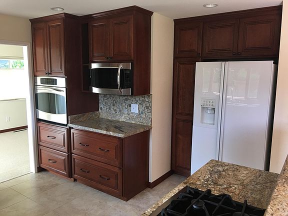 Convection oven/microwave combo with separate convection ove