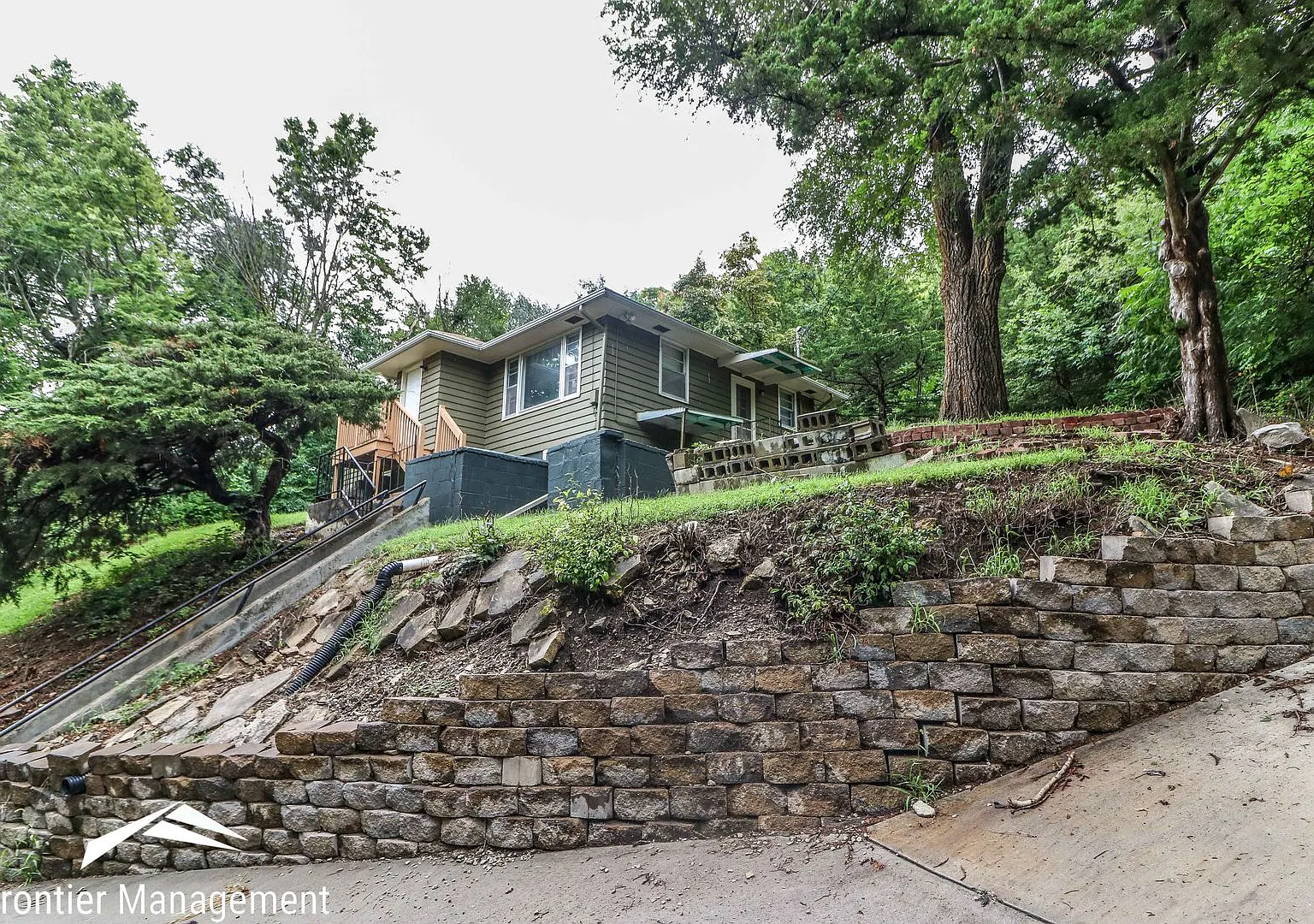605 Ratone Ln — Photo 1