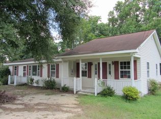 26 W Edgerton St, Smithfield, NC 27577
