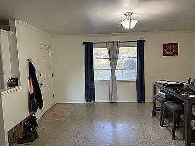 3 bed, 1250 sqft, $1,825 — Photo 2