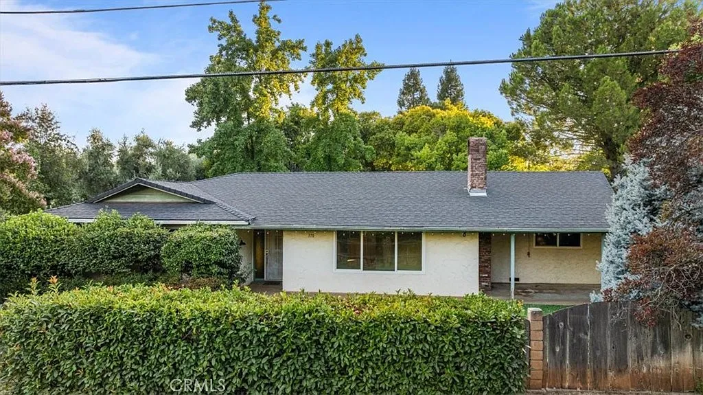 370 Oakvale Ave photo 1