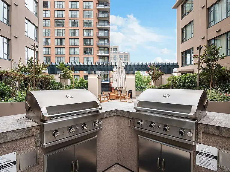 530 K St #3 — Photo 33