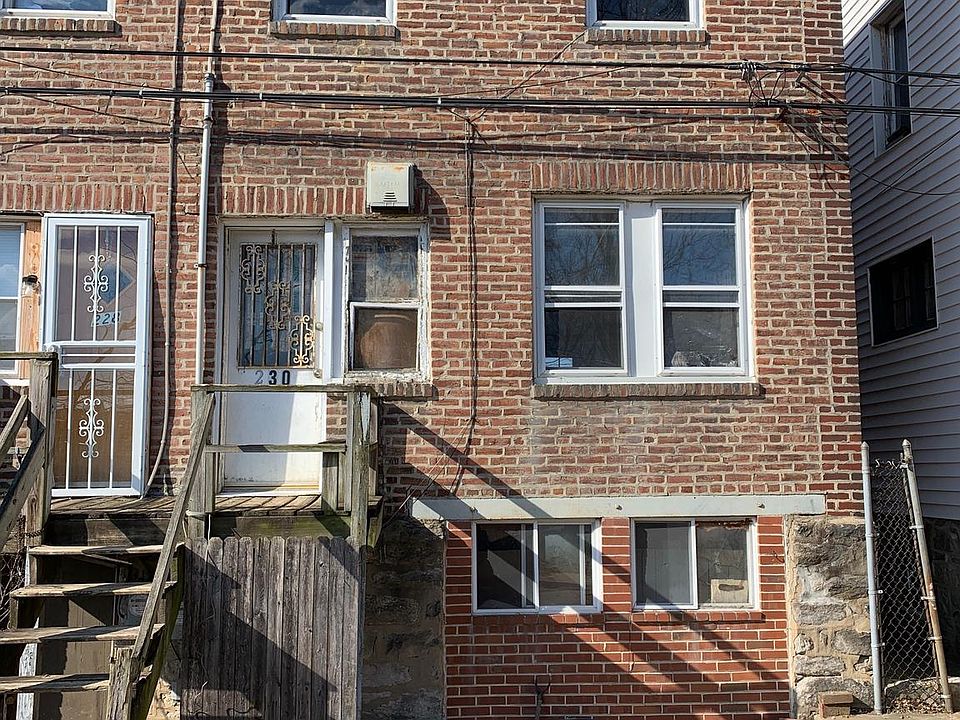 2nd image of 230 N 9th St