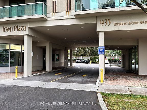 2nd image of 935 Sheppard Ave W #505