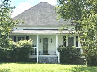 96 Edison Cir, Menlo, GA 30731
