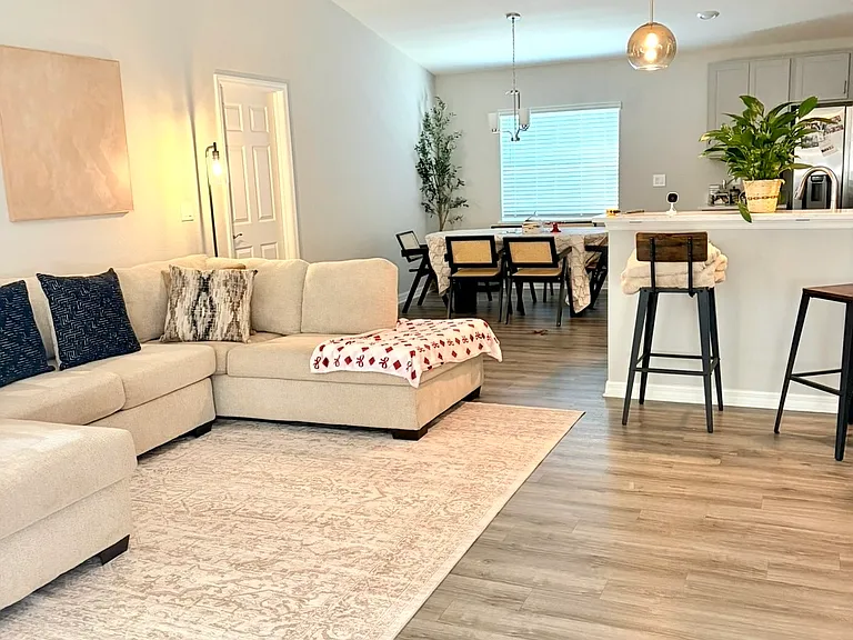 35255 Crescent Creek Dr — Photo 3