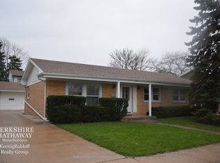 9255 N Maryland St, Niles, IL 60714