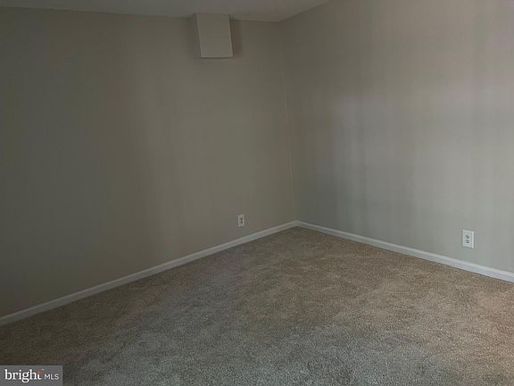 5th image of 108 N College Dr #217