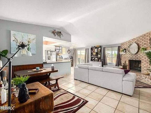 4th image of 4218 W North Ln #101