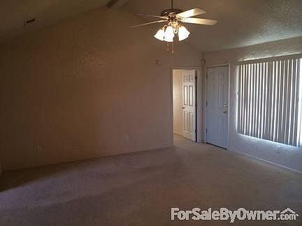 5th image of 921 Bradley St