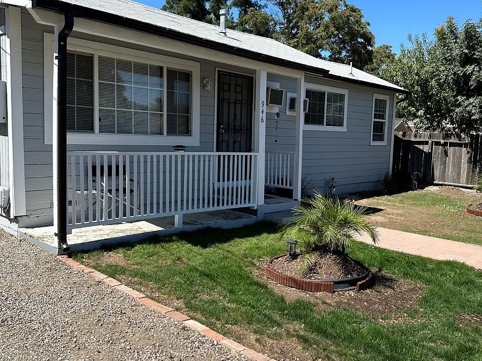 1st image of 946 6th St