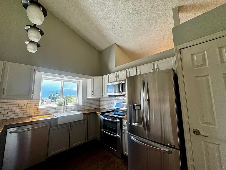 3725 Sedgewood Way — Photo 7