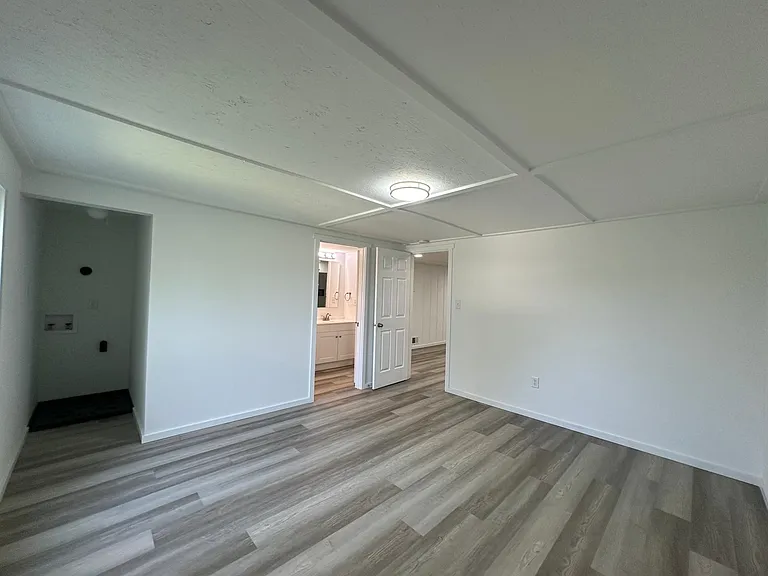 48 Highland Ave #B — Photo 6