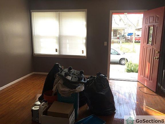 3rd image of 705 N Euclid Ave