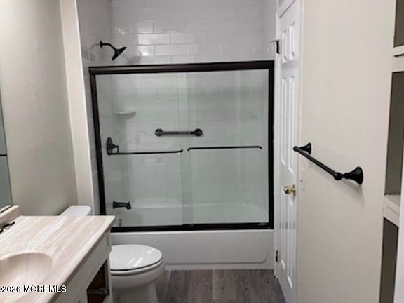 5th image of 2428 Bridge Ave Suite 205