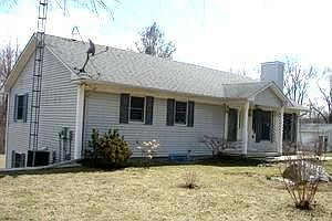 2nd image of 3329 N Branch Rd