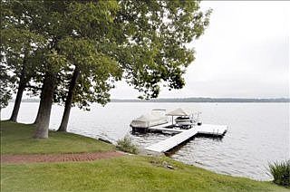 3rd image of 10390 Doubleday Dr
