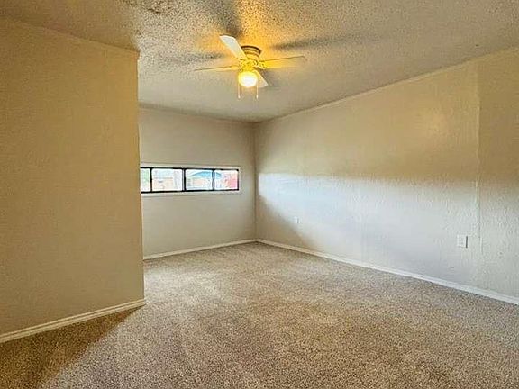3rd image of 4917 NW Pollard Ave