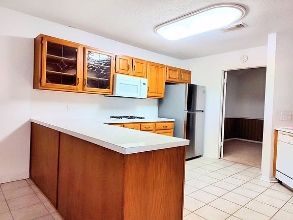 4th image of 1515 Ainsdale Dr