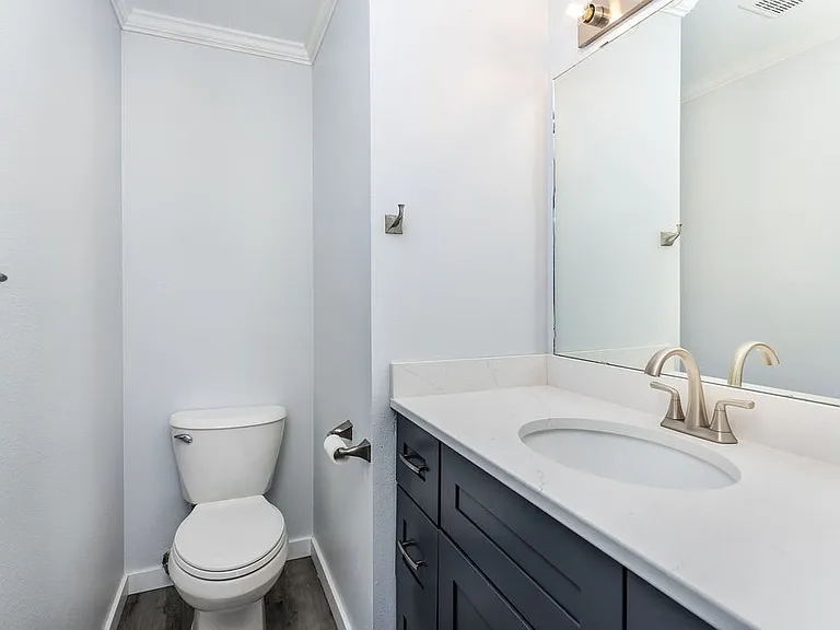 203 Farrelly St #A — Photo 15