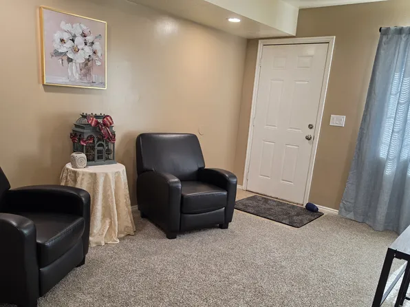 58 S 1450 W APT 4, Clearfield, UT 84015