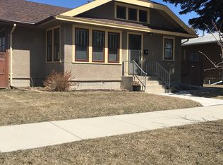 611 3rd St SE, Jamestown, ND 58401