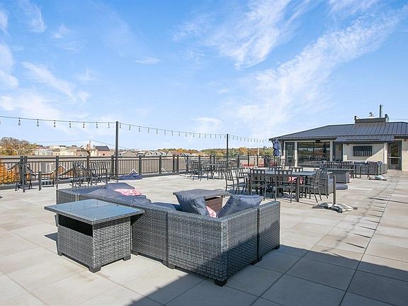 4th image of 1010 Corby Blvd Unit 312