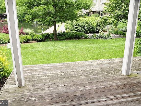 4th image of 1953 Lakeport Way