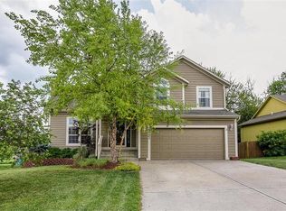 20593 W 221st St, Spring Hill, KS 66083