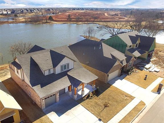 3rd image of 12908 Black Hills Dr