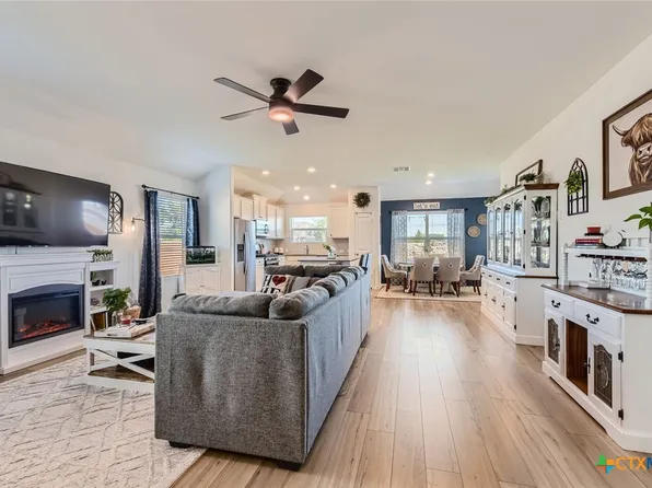 420 Buenos Aires, Kyle, TX 78640