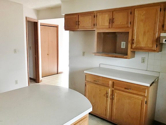 5th image of 750 Pearl St