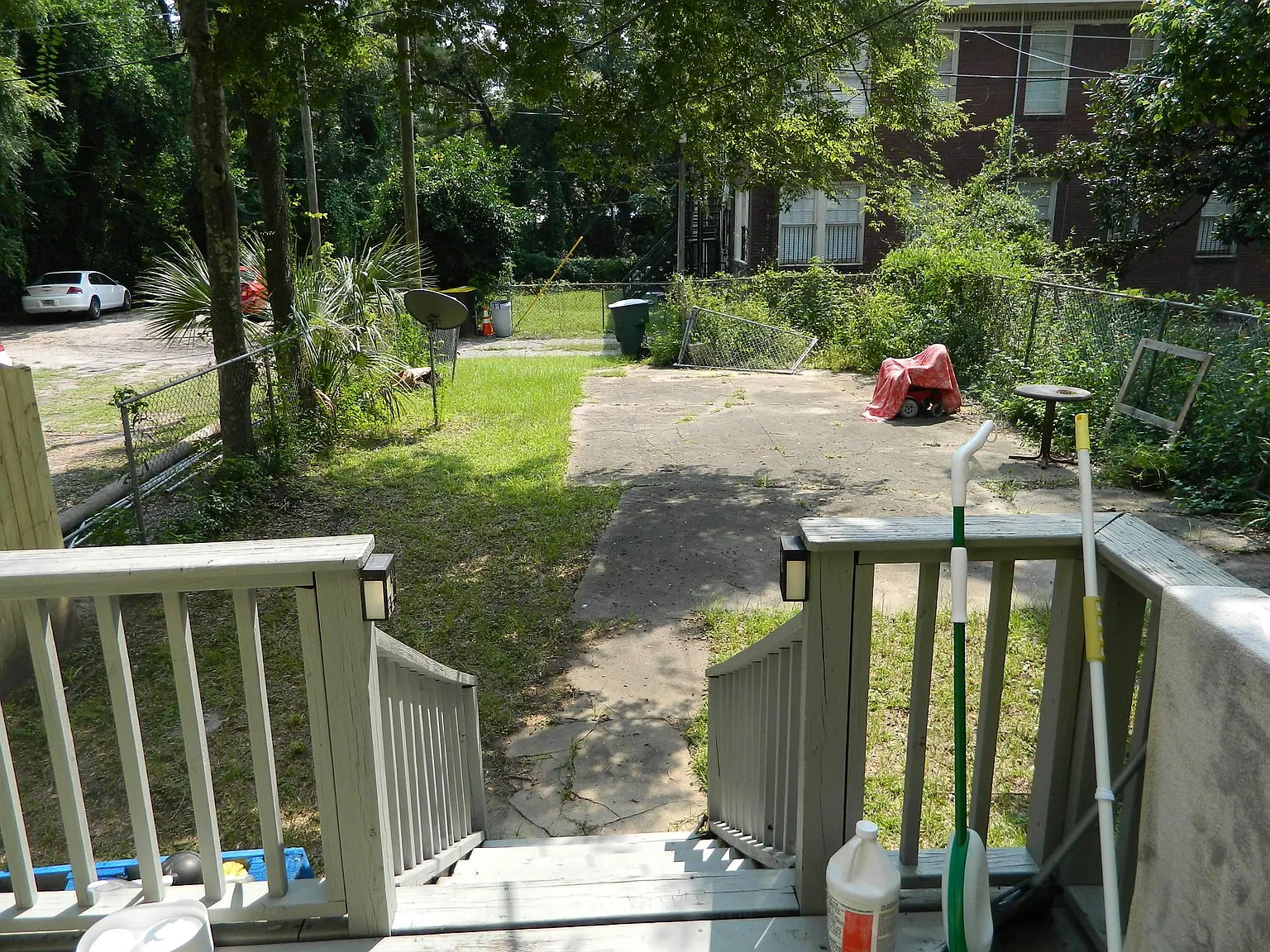 3 bed, 2350 sqft, $3,300 — Photo 3