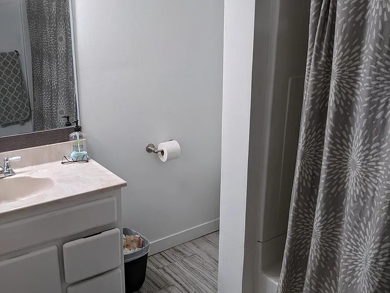 2712 Emerson Ave S #1 — Photo 3
