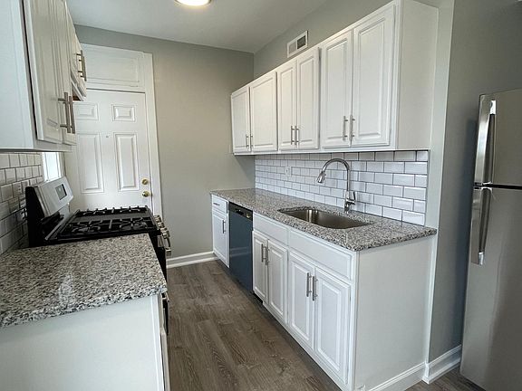 2nd image of 2014 W Estes Ave APT 3S