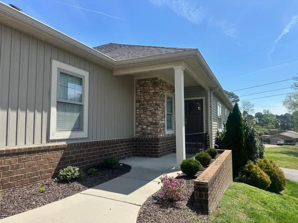 1940 Glenhaven Cv NW, Cleveland, TN 37311